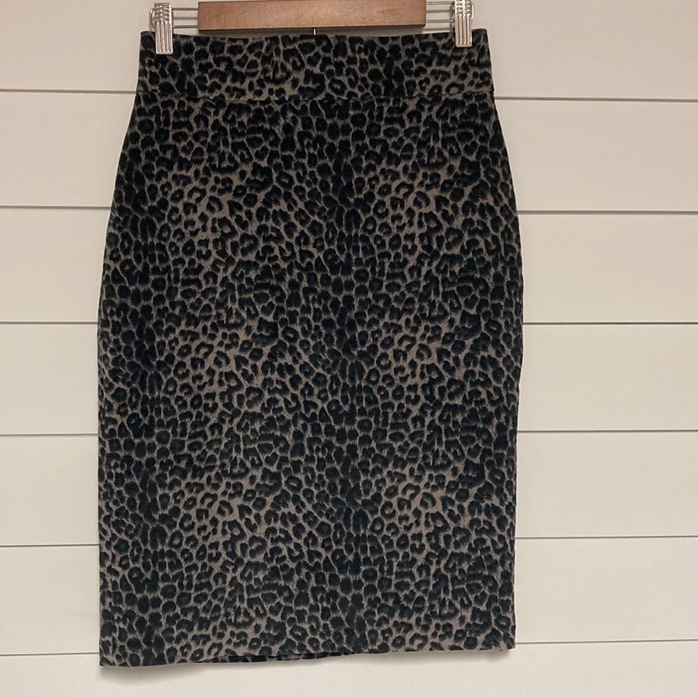 Paniz Animal Print Pencil Skirt